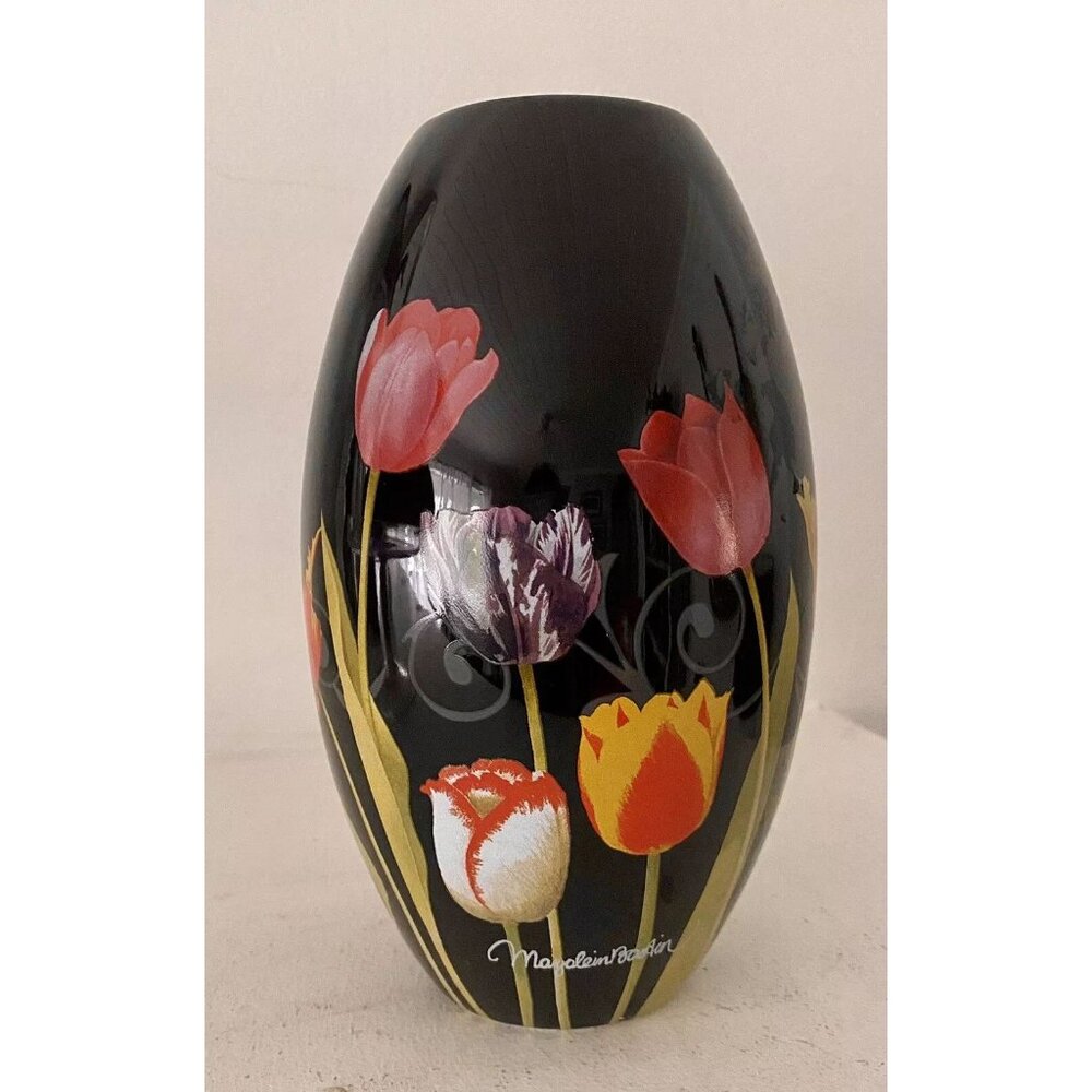 *Marjolein Bastin Tulips On Black Ceramic Vase Natures Journey